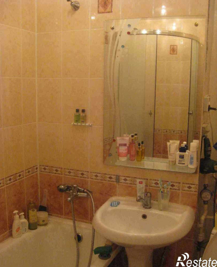 2-комн квартира 1-я Пионерская ул, 40