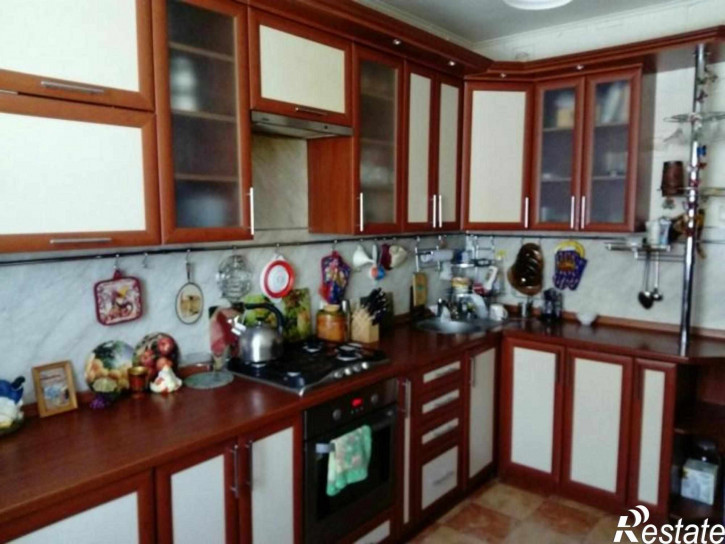 3-комн квартира Зеленая ул, 66