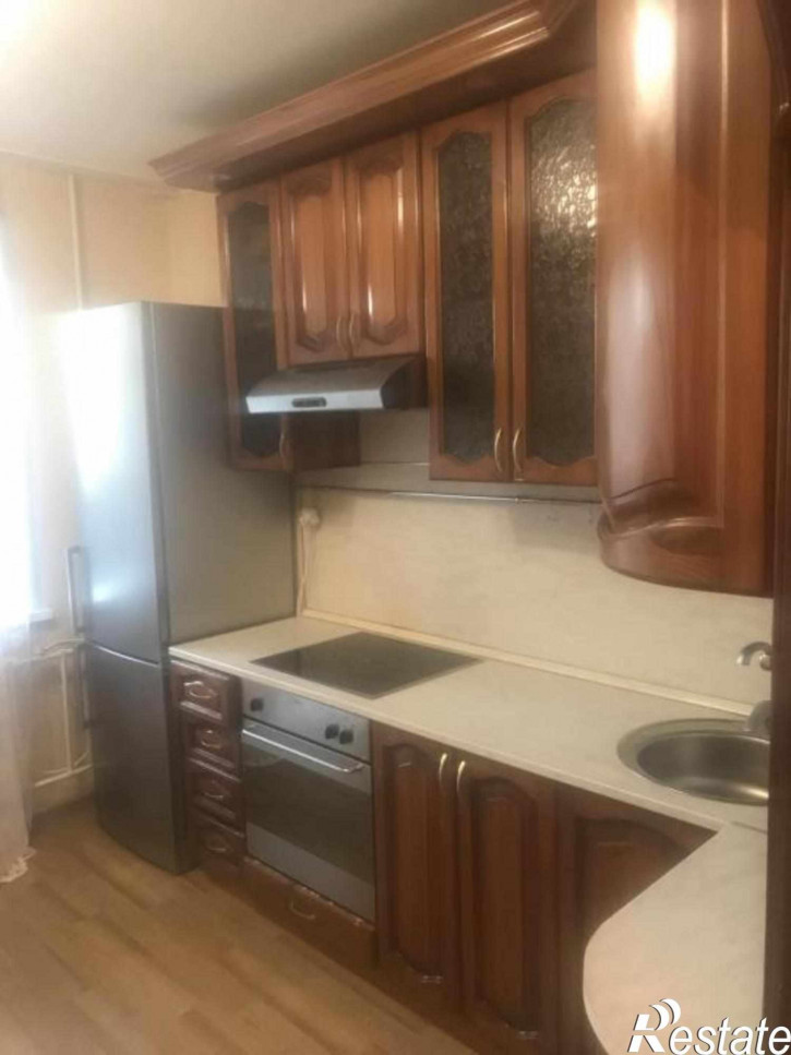 2-комн квартира Тихонравова ул, 9