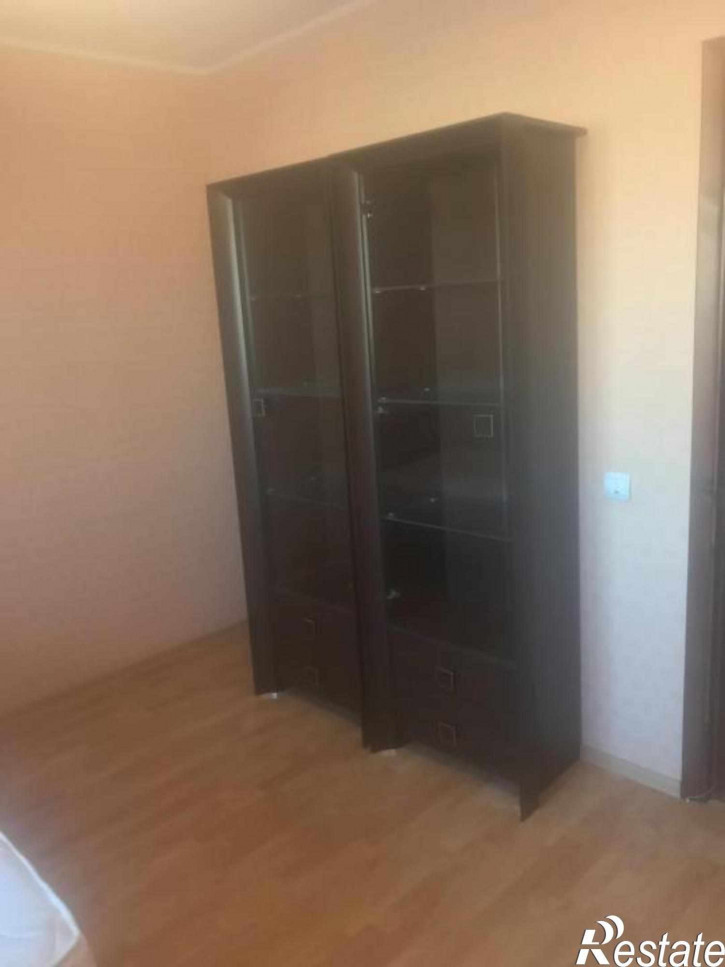 2-комн квартира Тихонравова ул, 9
