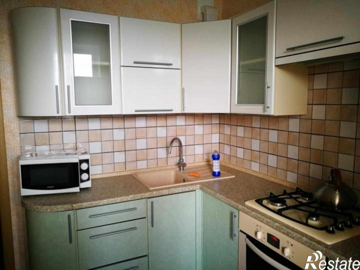 2-комн квартира Комиссарова ул, 3Б