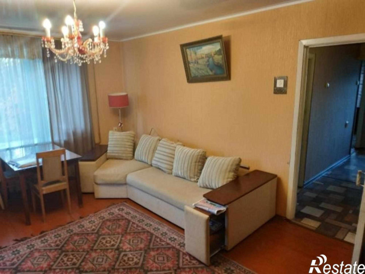 3-комн квартира Строителей пр-кт, 32