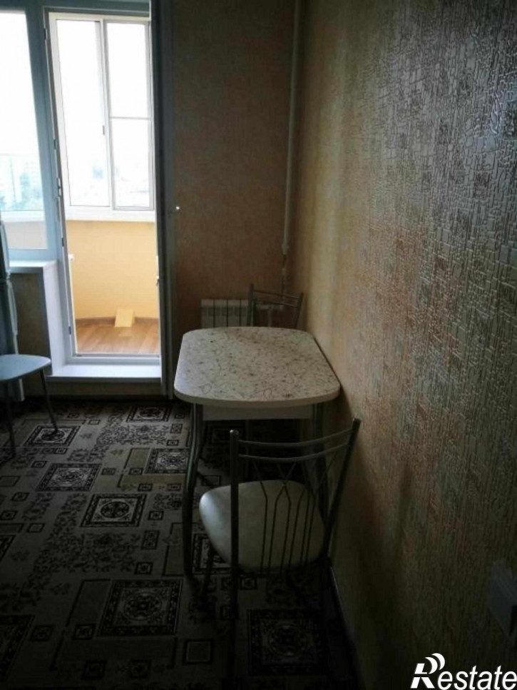 2-комн квартира Комиссарова ул, 3Б