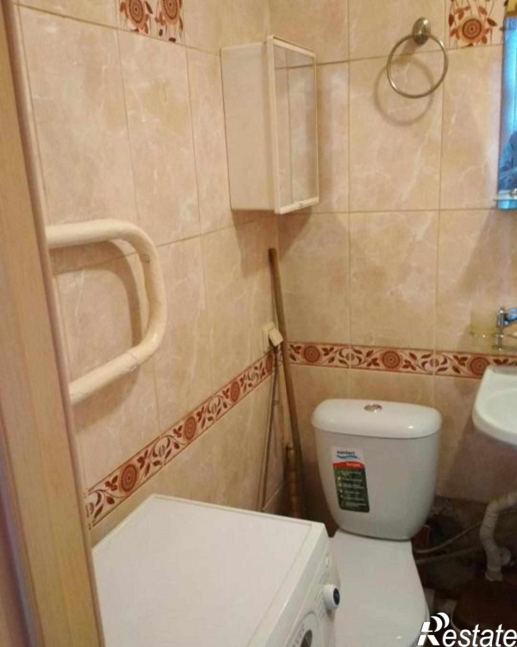 1-комн квартира Крайнова ул, 12