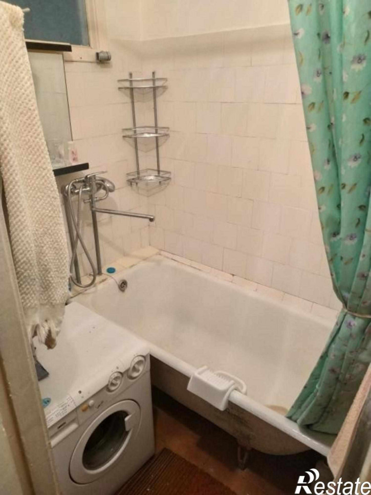 3-комн квартира Строителей пр-кт, 32