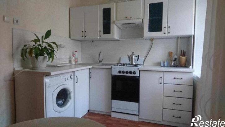 2-комн квартира Асаткина ул, 34