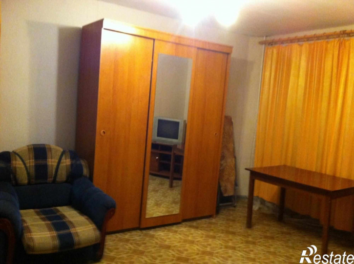 1-комн квартира Балакирева ул, 37