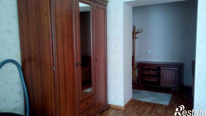 1-комн квартира Крайнова ул, 4