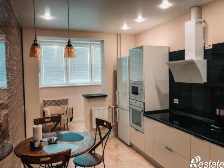 1-комн квартира Крайнова ул, 5