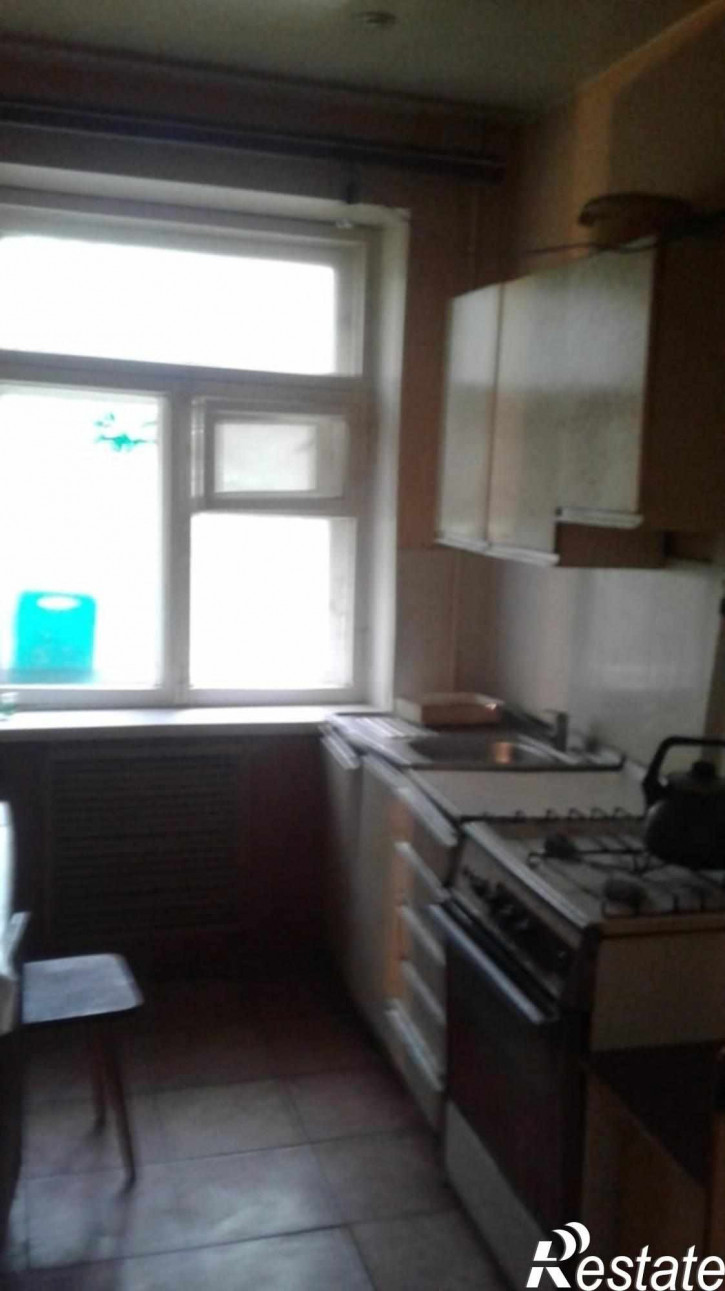 3-комн квартира Школьный проезд, 12