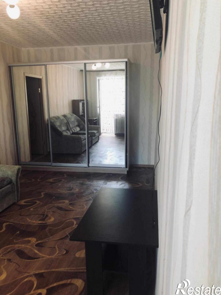 2-комн квартира Балакирева ул, 28