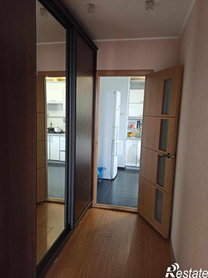 3-комн квартира Безыменского ул, 8