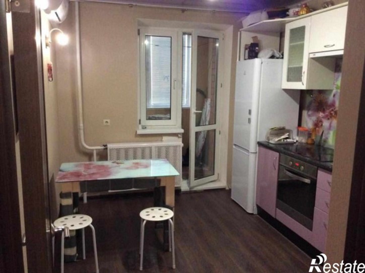 1-комн квартира Тракторная ул, 4