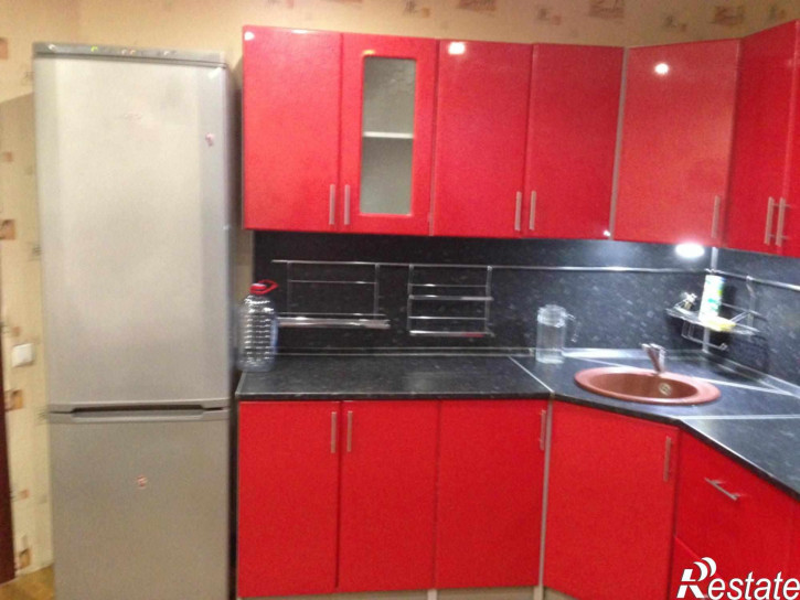 2-комн квартира Комиссарова ул, 1Г