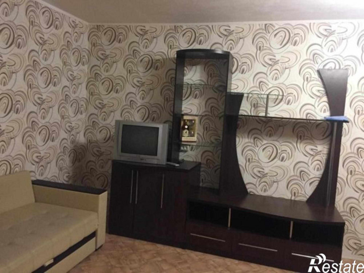 2-комн квартира Лакина ул