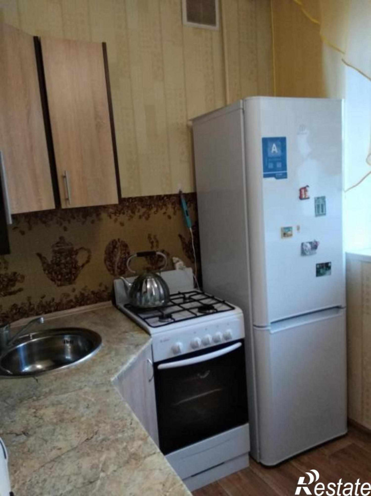 2-комн квартира Комиссарова ул, 15А