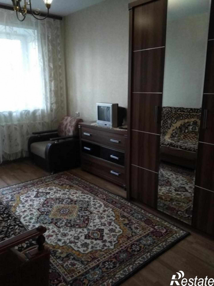2-комн квартира Комиссарова ул, 15А