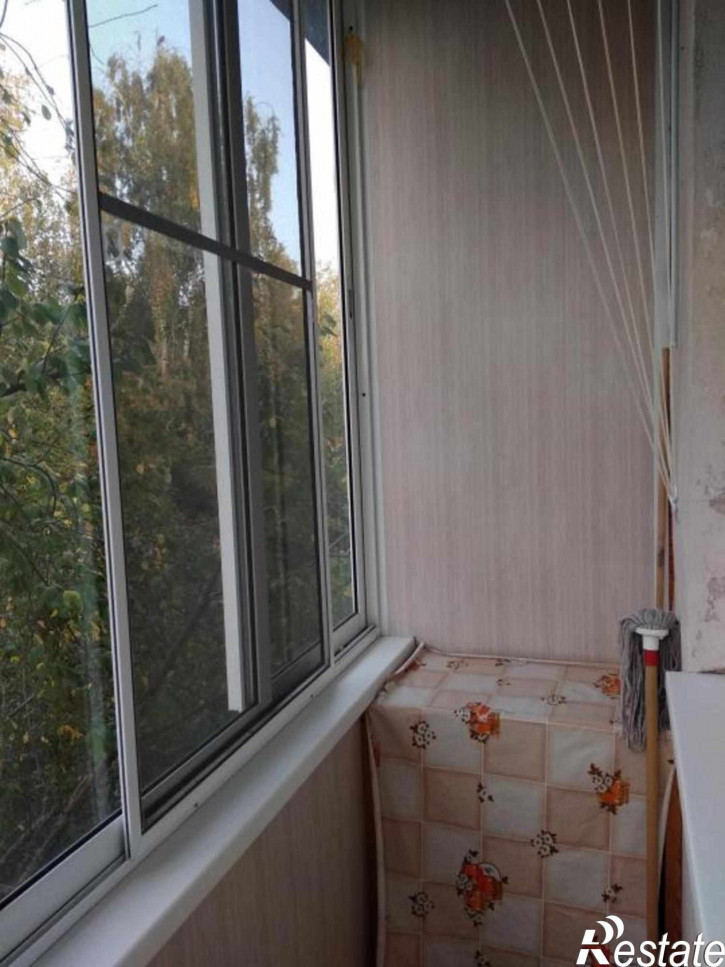 2-комн квартира Комиссарова ул, 15А