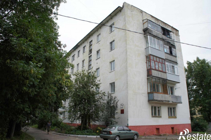 2-комн квартира Комиссарова ул, 15А