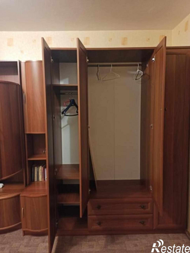 2-комн квартира Соколова-Соколенка ул, 11Б