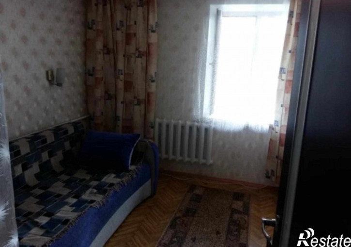 3-комн квартира Комиссарова ул, 10/13