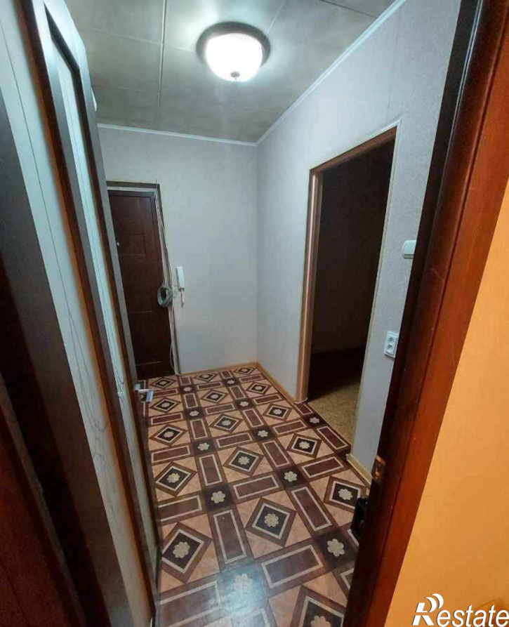 1-комн квартира Комиссарова ул, 9