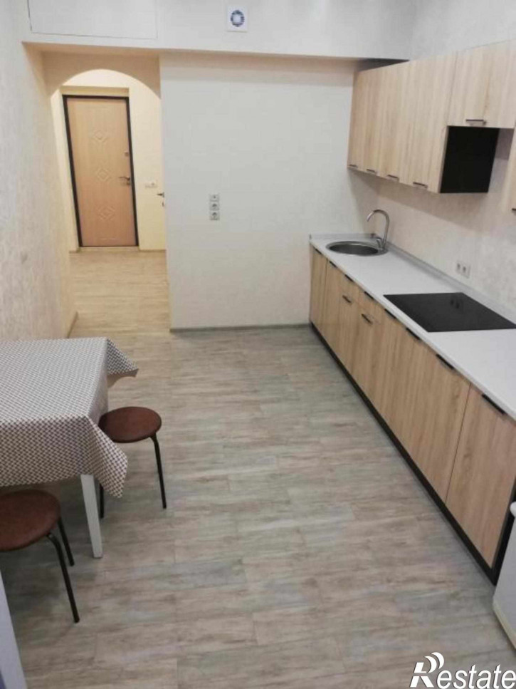 1-комн квартира Крайнова ул, 5