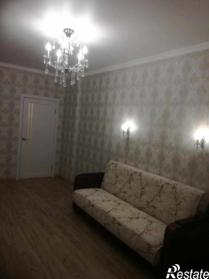 1-комн квартира Крайнова ул, 5