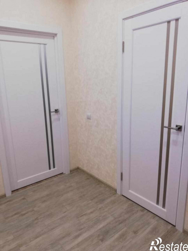 1-комн квартира Крайнова ул, 5