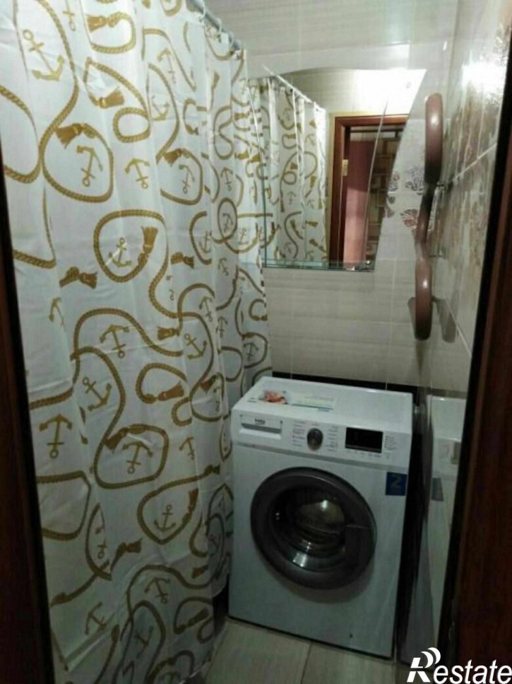 1-комн квартира Комиссарова ул, 49