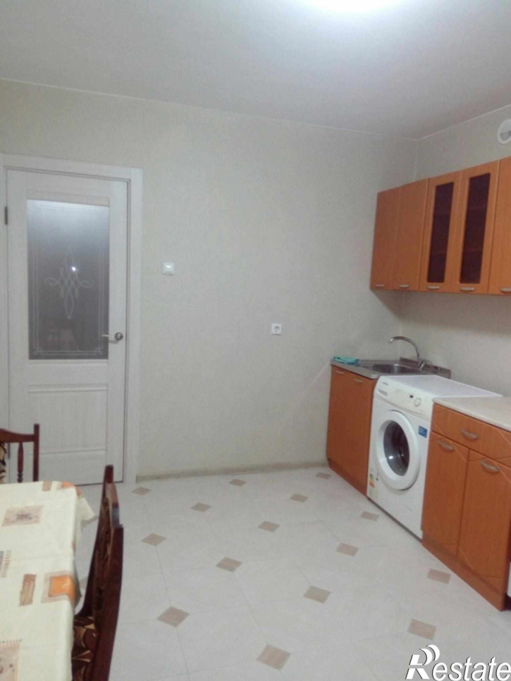 2-комн квартира Луначарского ул, 37Б