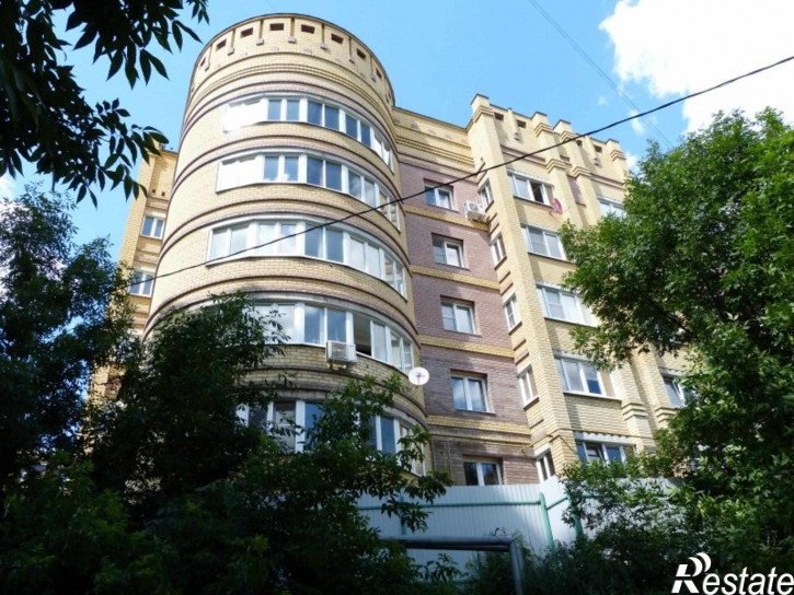 2-комн квартира Луначарского ул, 37Б