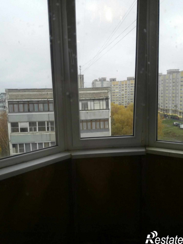 2-комн квартира Безыменского ул, 9Д