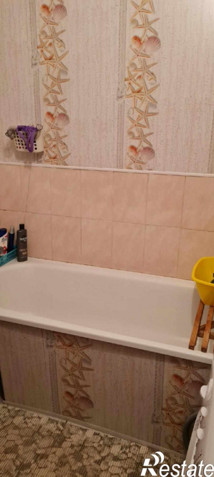 2-комн квартира Безыменского ул, 9Д
