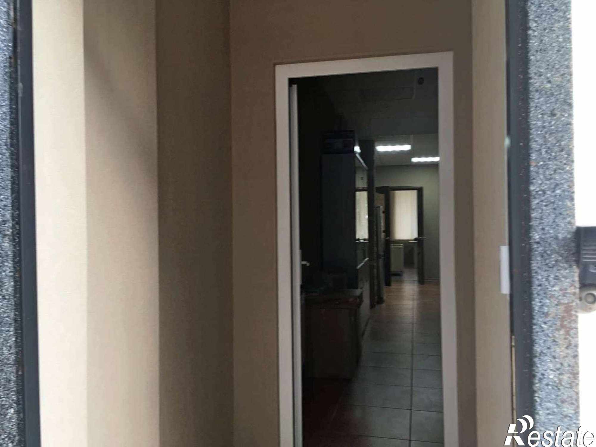Купить офис, помещение под офис за 7 700 000 рублей на Костюкова улица, 36б