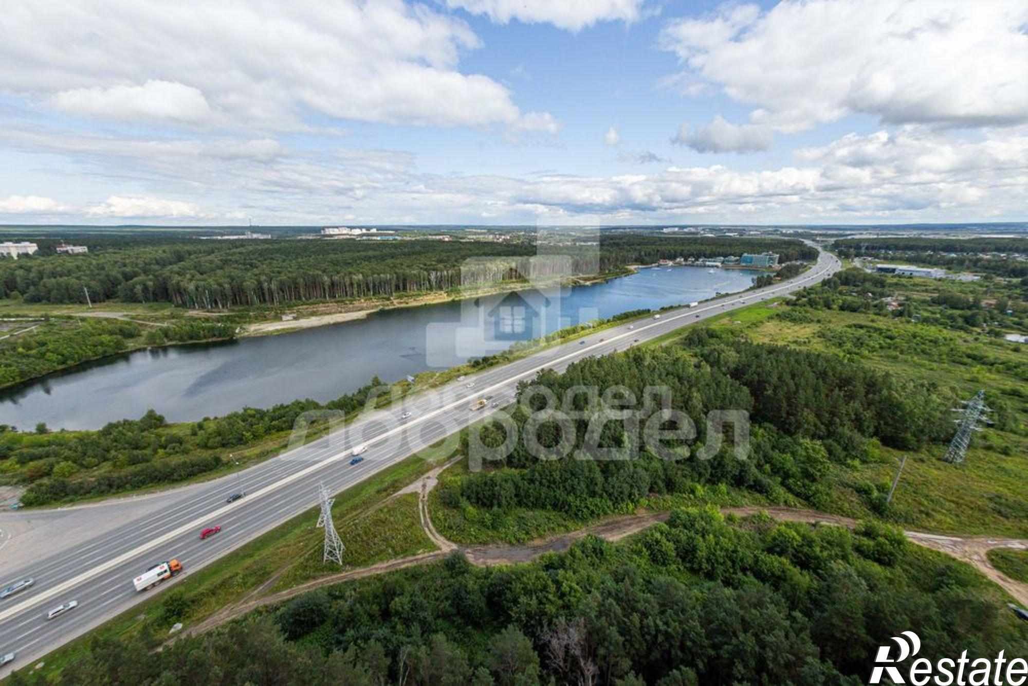 Купить студию за 2 295 000 рублей на ул. Светлый микрорайон, 10