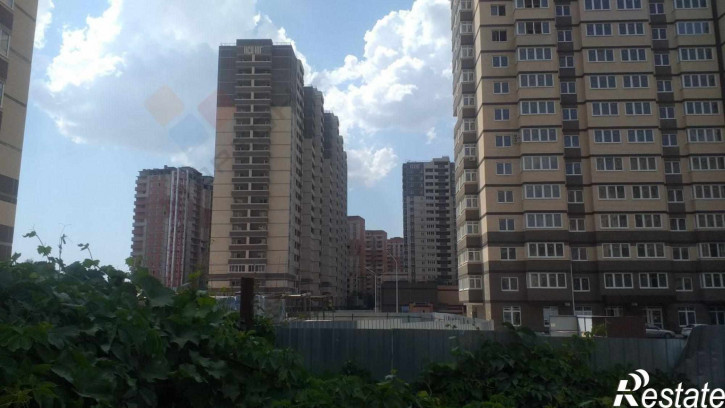 2-комн квартира Стахановская ул, 1