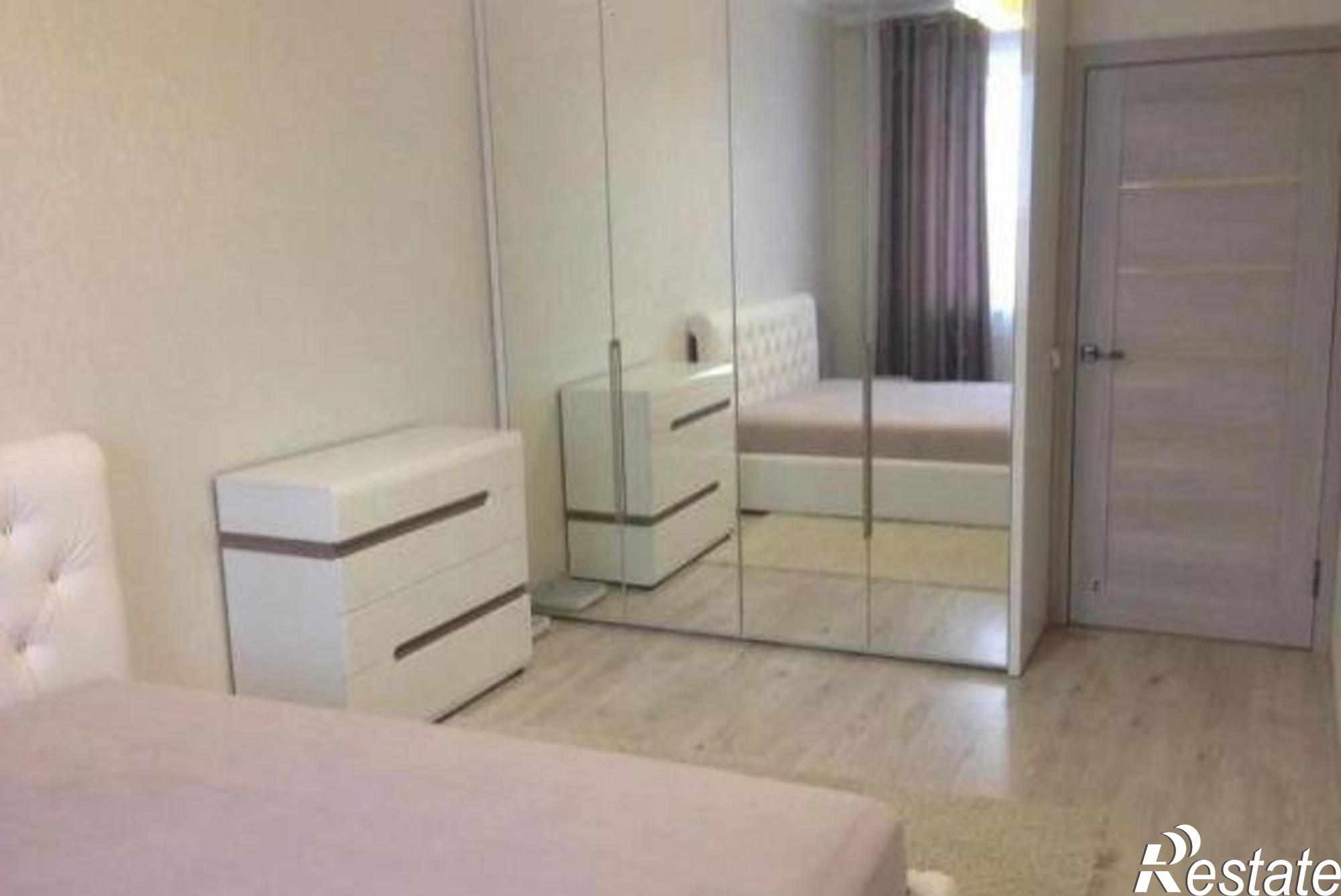 Купить квартиру за 10 800 000 рублей на Ю.Гагарина ул, 1