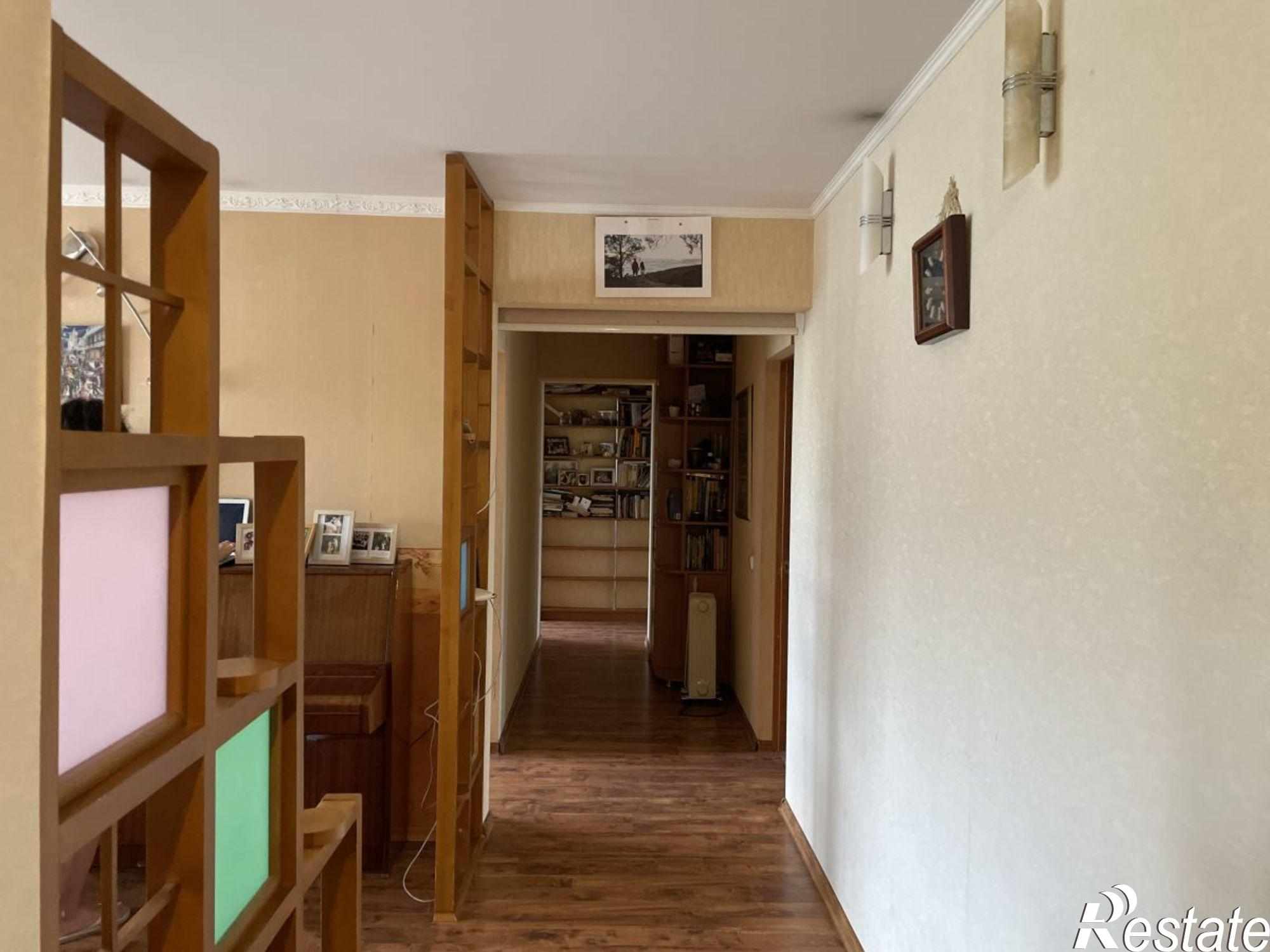 Купить квартиру за 10 150 000 рублей на Фрунзе ул, 72А