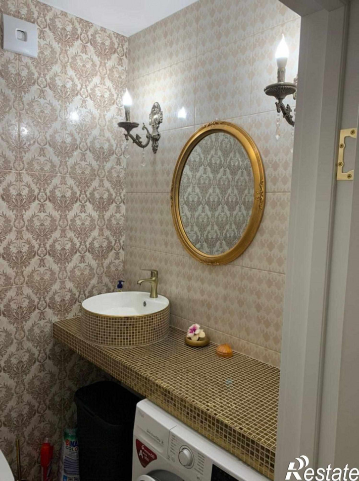 2-комн квартира Виктора Денисова ул, 26