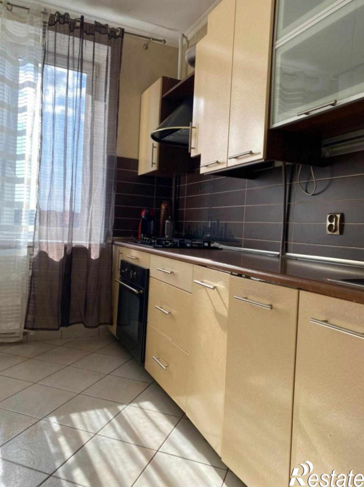 1-комн квартира Аксакова ул, 102