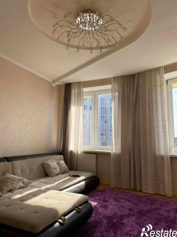 1-комн квартира Аксакова ул, 102
