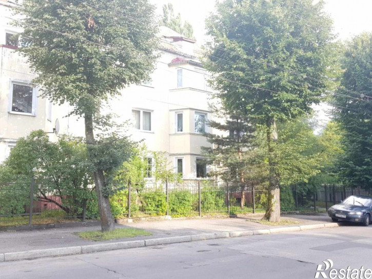 4-комн квартира Энгельса ул, 20