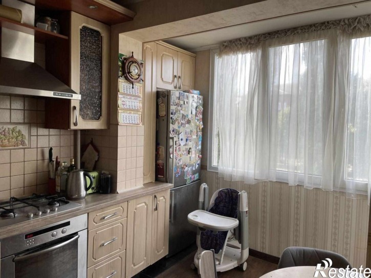 5-комн квартира Фрунзе ул, 72А