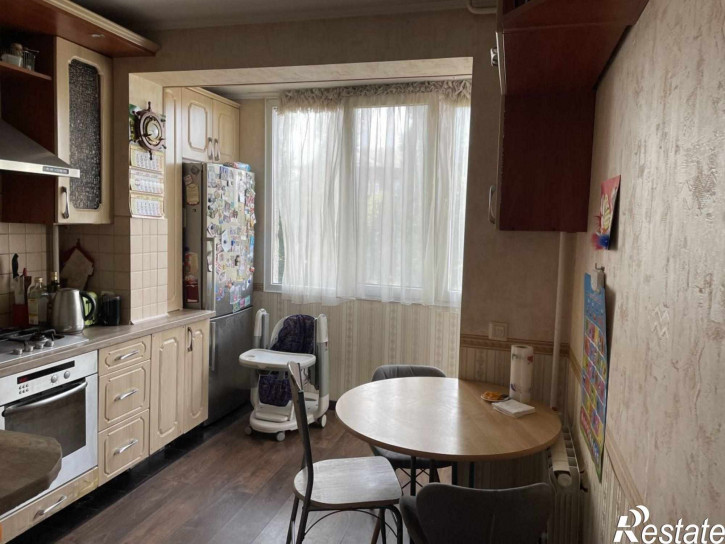 5-комн квартира Фрунзе ул, 72А