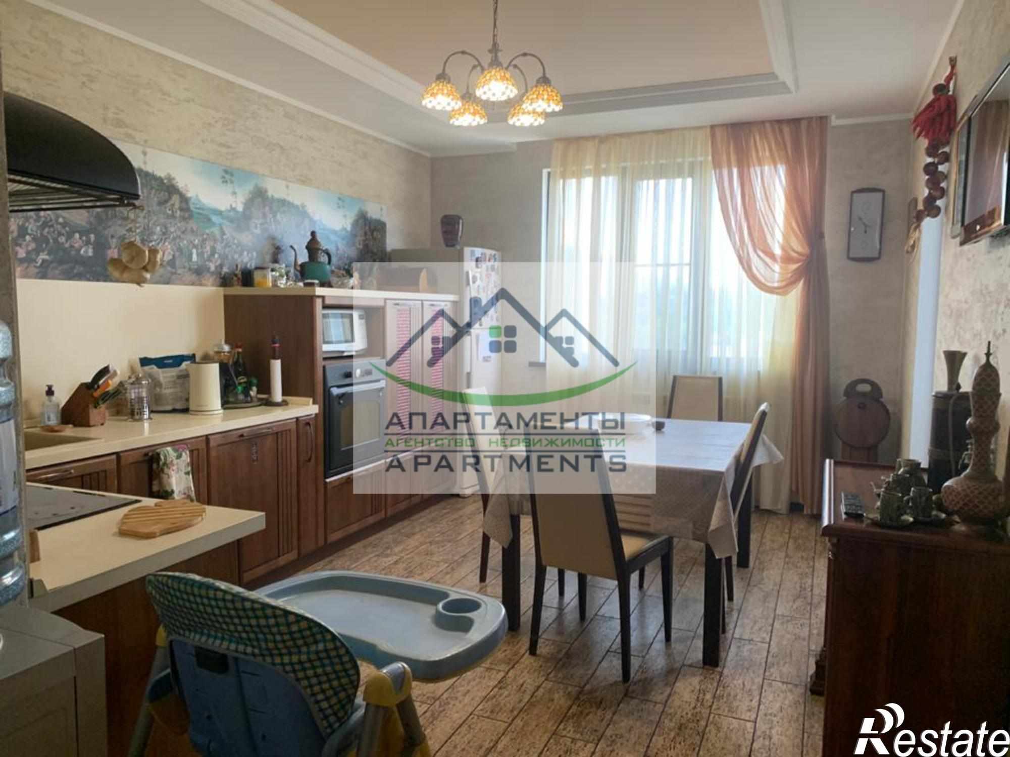 Купить квартиру за 10 500 000 рублей на Дунаевского ул, 1к1