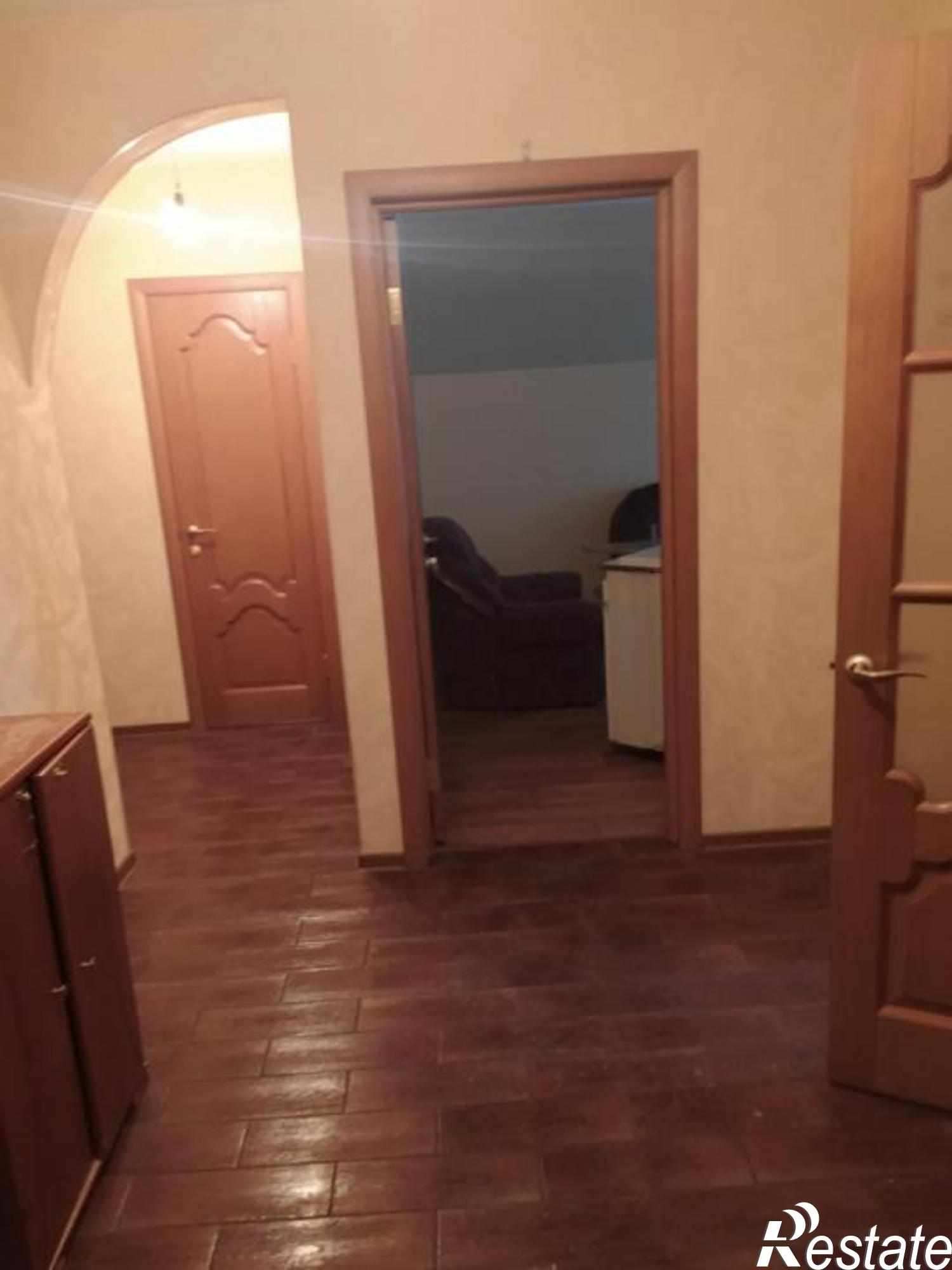 Сдать квартиру за 15 000 рублей на Растопчина ул, 57