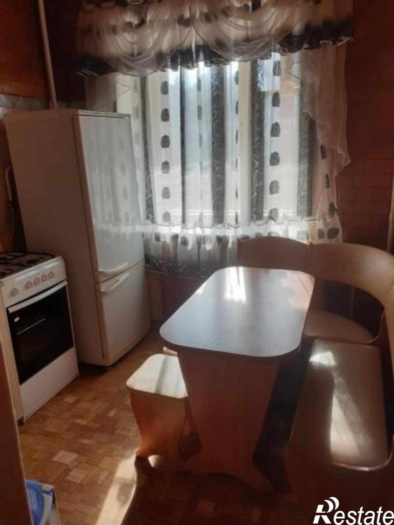 Сдать квартиру за 13 000 рублей на Растопчина ул, 17