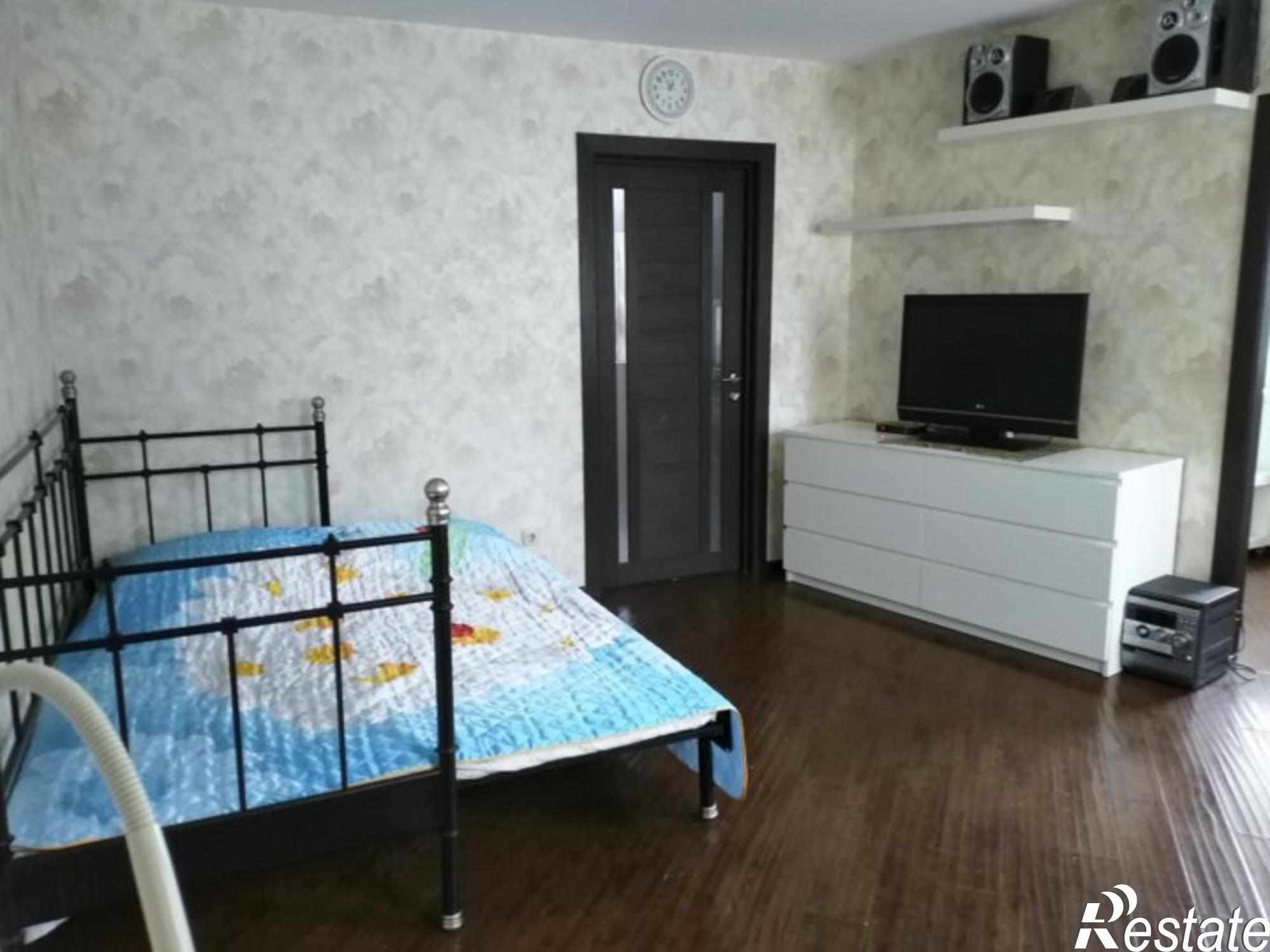 Сдать квартиру за 40 000 рублей на Строителей пр-кт, 42Д