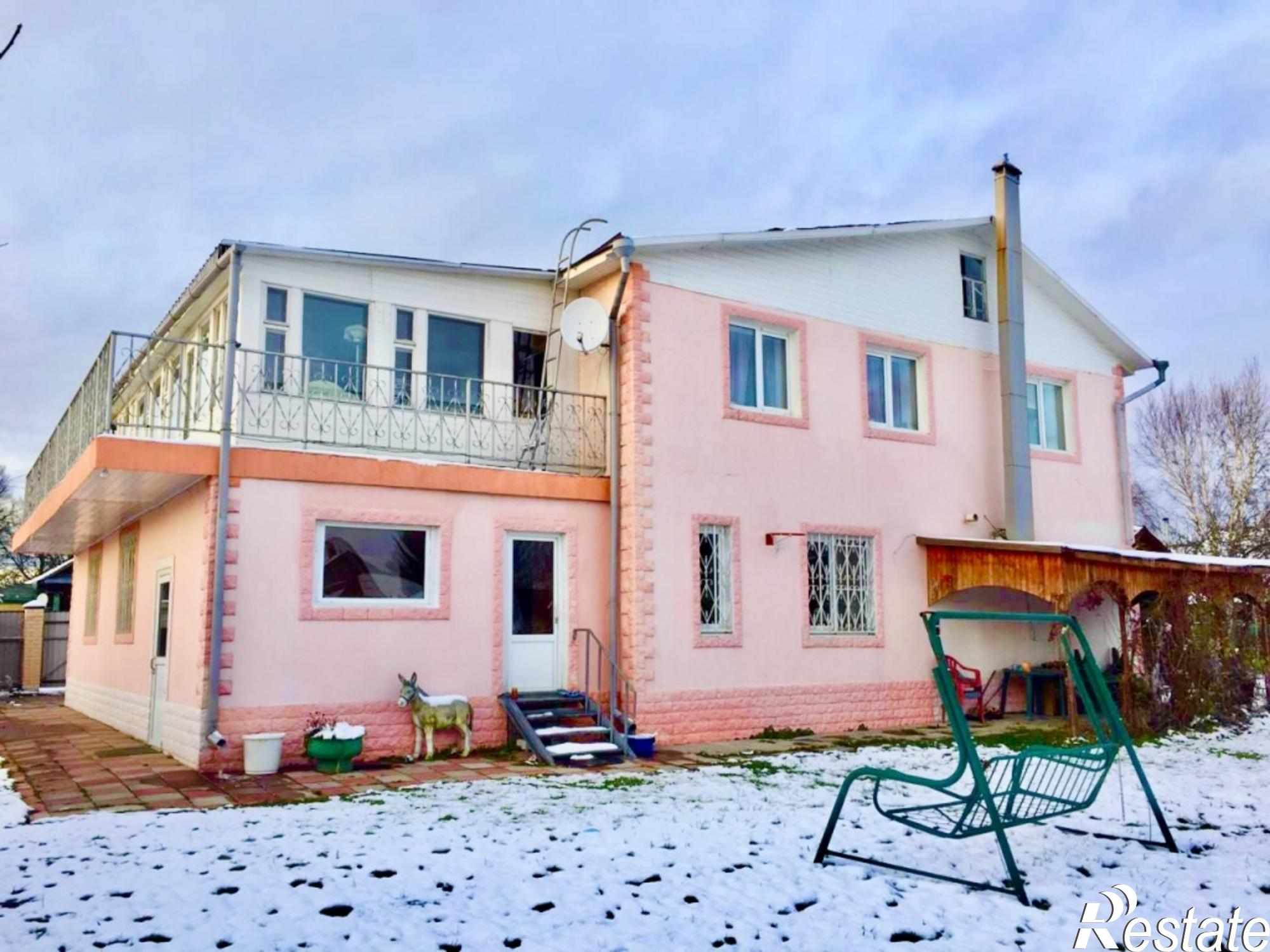 Купить дачу, дом, коттедж за 19 000 000 рублей на Зеленая ул
